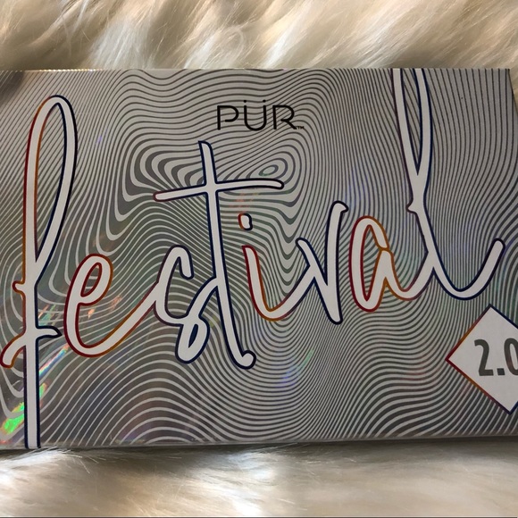 NWOB Pur Festival Eyeshadow Palette - Picture 3 of 4